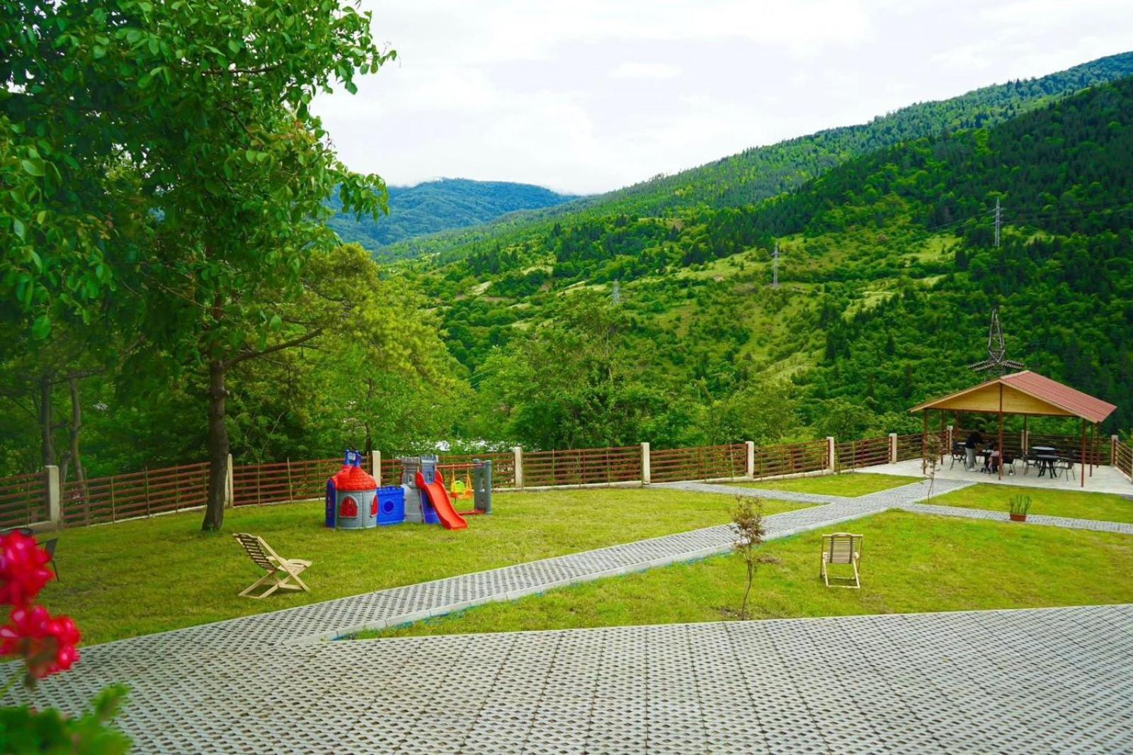 Holiday Borjomi Qvibisi Eksteriør billede